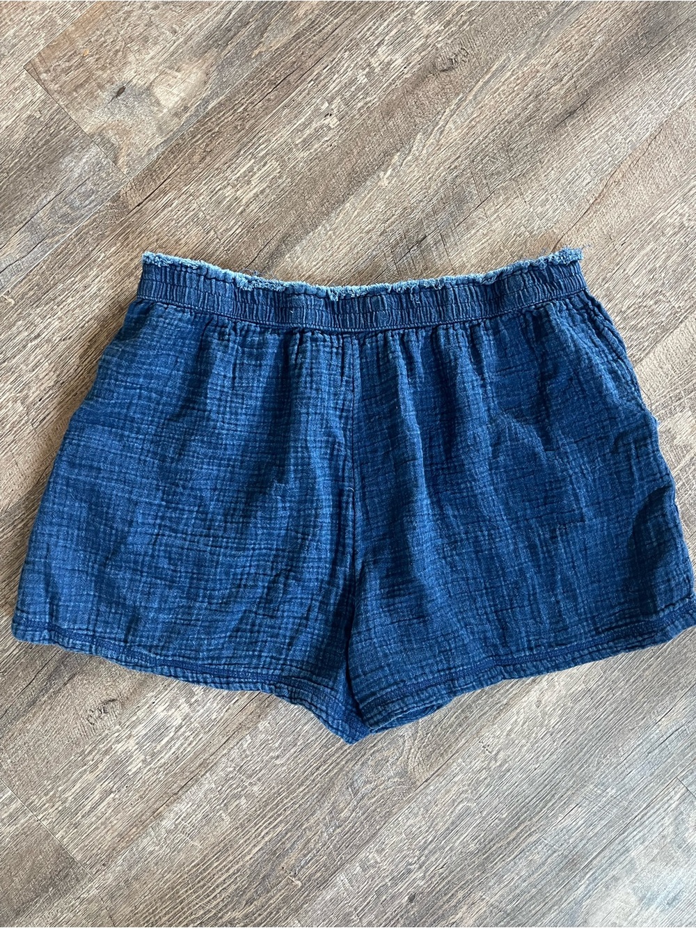 Aerie 100% gauzy cotton pull on high waist navy blue shorts - Picture 5 of 7